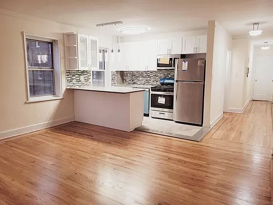 5th image of 5444 Arlington Ave APT G45
