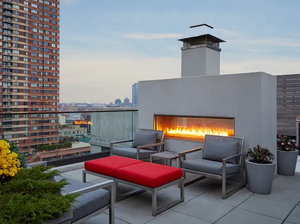 2-14 50th Avenue image 12 of 12