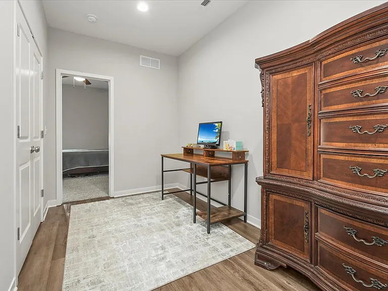 1095 N Findley St #1 — Photo 17