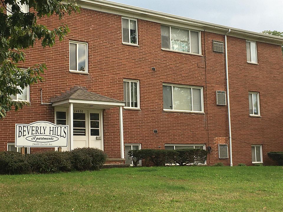 1st image of 24600 Euclid Ave #104