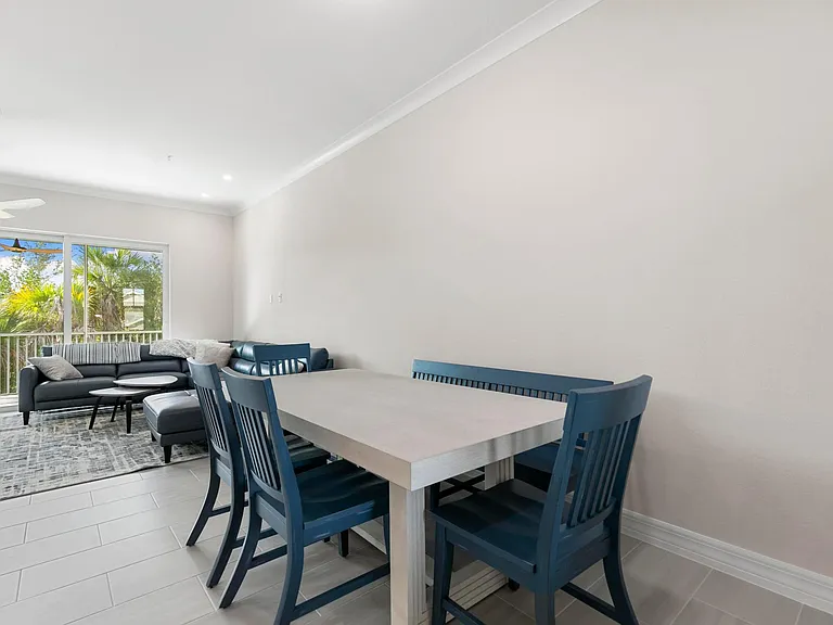 274 Indies Dr E #201 — Photo 2
