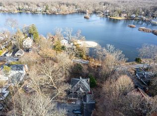 39 Cedar Lake Rd W, Denville, NJ 07834