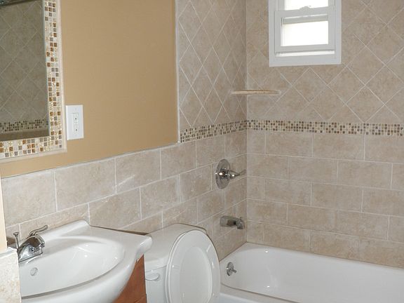 4th image of 279 Prentiss Ave APT 1