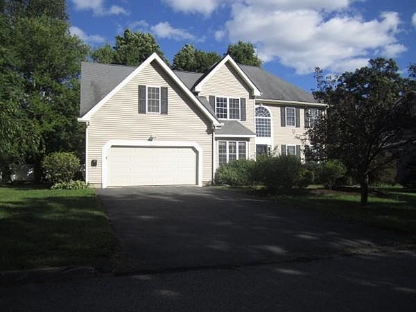 1st image of 3 Birchwood Dr