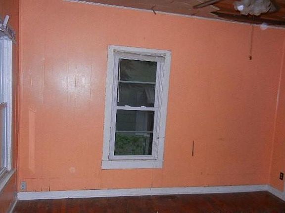 5th image of 1217 Newman St