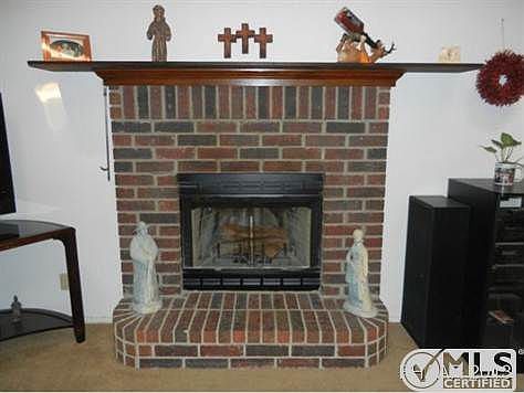 5th image of 2315 Caprice Dr