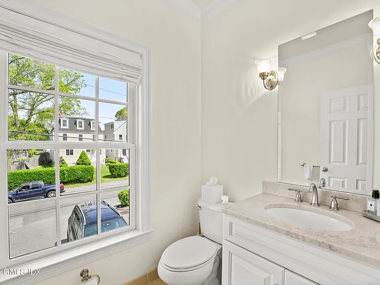 26 Edgewood Ave #1 — Photo 17