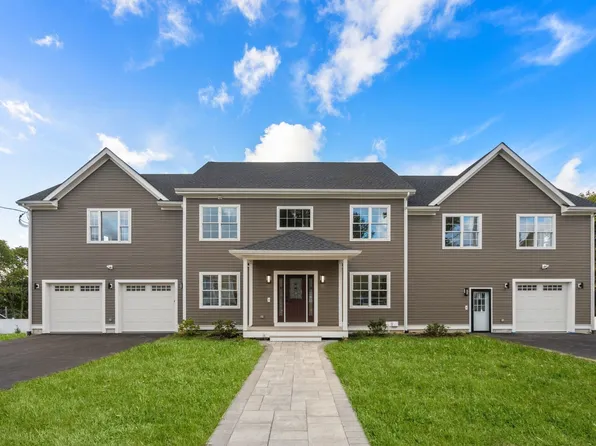 45 Presidents Rd, Weymouth, MA 02188