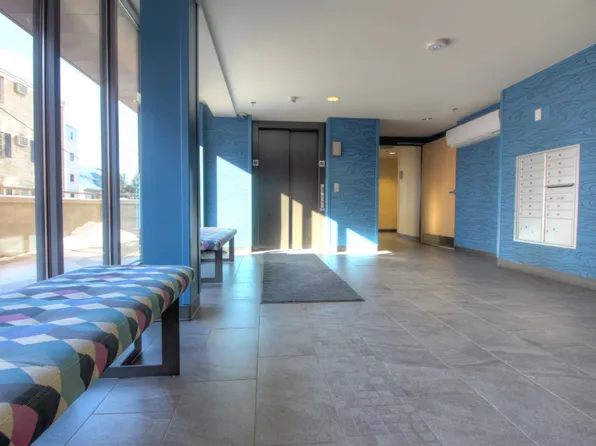 229 W Lakelawn Place