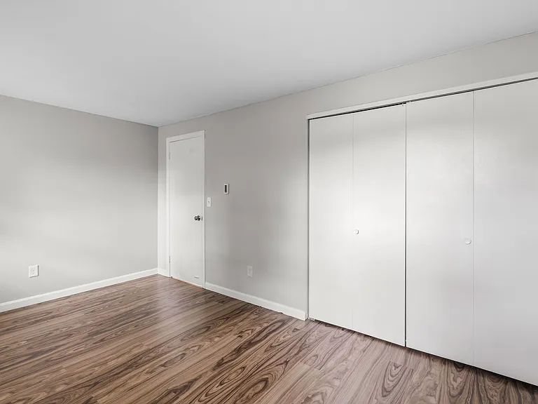 418 Main Street — Photo 12