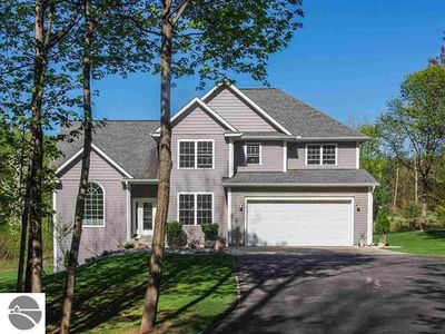 11335 S Ramblewood Dr, Cedar, MI, 49621