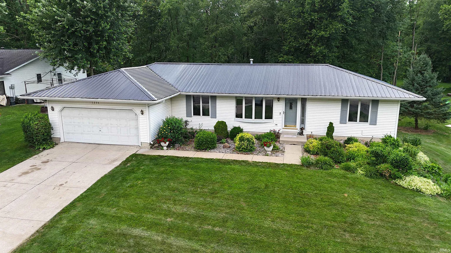 1234 Meadow Ln photo 1