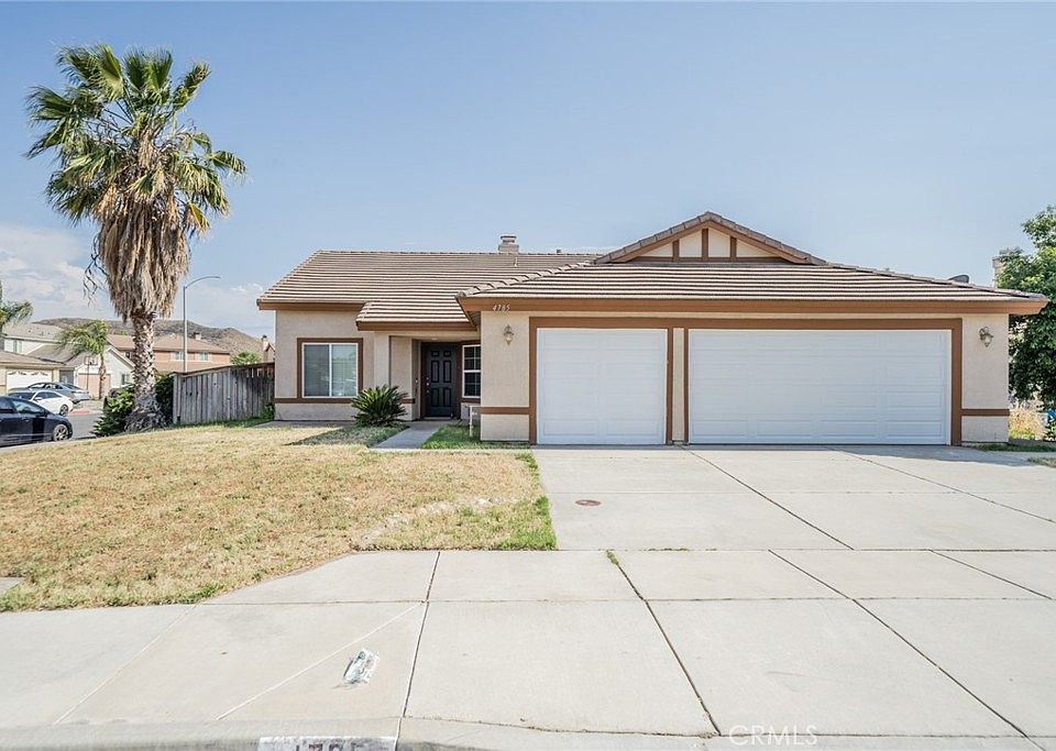 1st image of 4785 Woods Ln