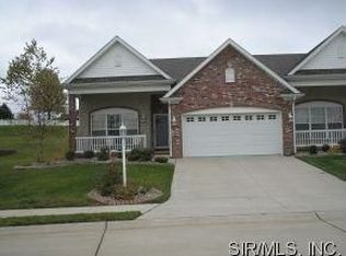 5003 Castlegate Ln, Godfrey, IL 62035