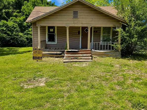 1065 11th St NE, Paris, TX 75460