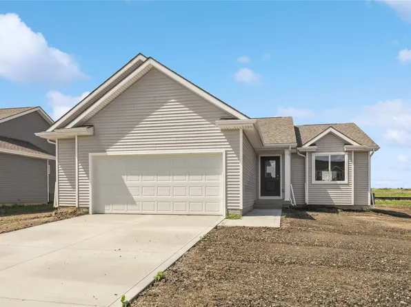 2008 White Oak Ln, Granger, IA 50109