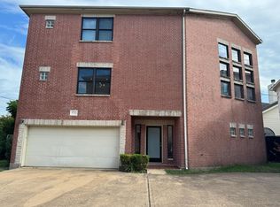 9716 Linkmeadow Ln, Houston, TX 77025