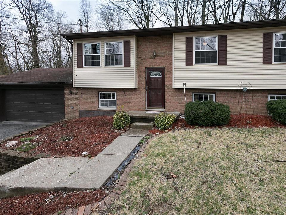 1st image of 380 Valley Dr