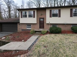 380 Valley Dr, East Alton, IL
