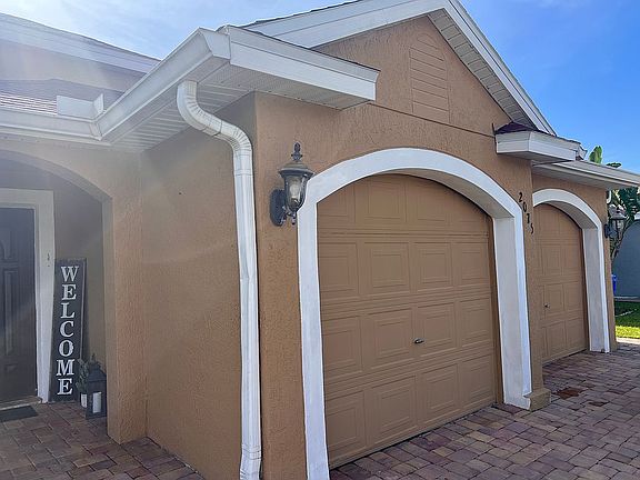 5th image of 2075 Shannon Lakes Blvd
