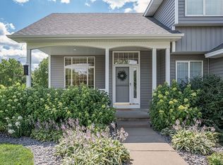 826 Kayla Ln, Hanover, MN 55341