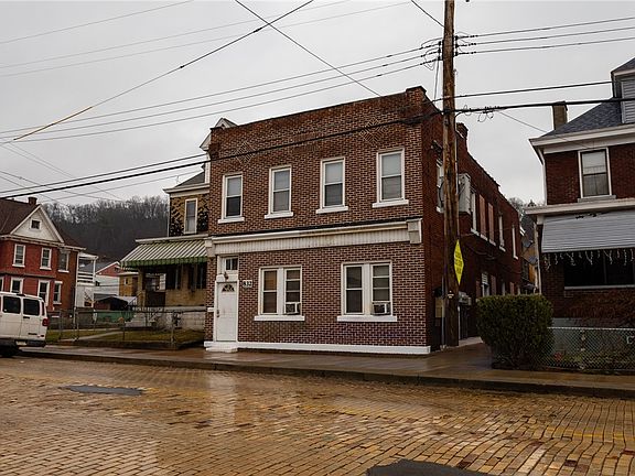 2nd image of 832 Broadway Ave