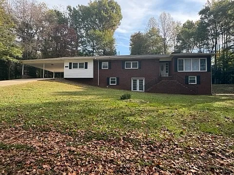 3 bed, 2.0 bath, 2087 sqft, $1,700 — Photo 1