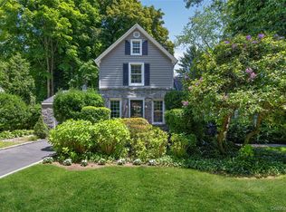 136 Lodge Avenue, Huntington Station, NY 11746