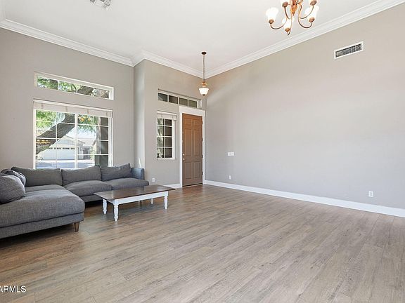 4th image of 1648 E BERETTA Place