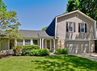 604 Fairlawn Ave, Libertyville, IL