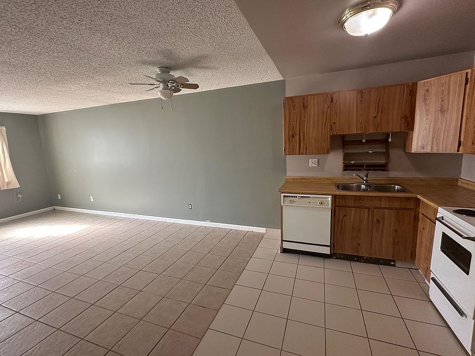 1st image of 1122 King Albert Ave #104