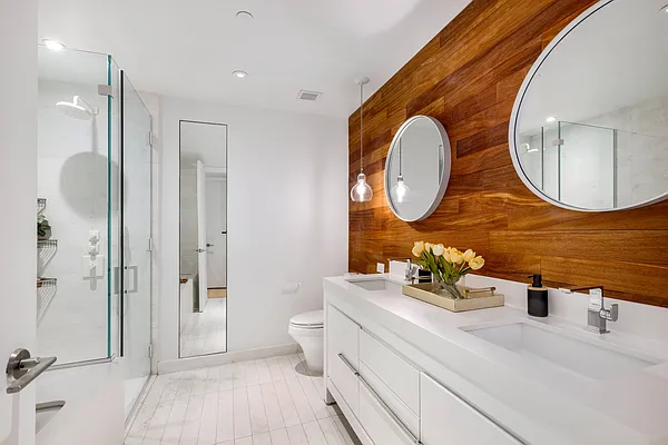 Sold by Compass | media 6