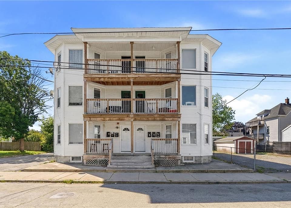 1st image of 271 Coe St