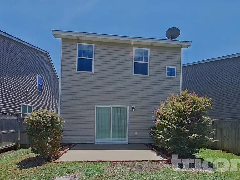 423 Lanyard Ln — Photo 15