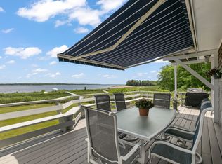 4 Seahorse Ln, Wareham, MA 02571