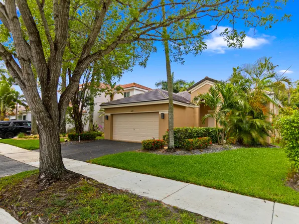 1071 Bluewood Terrace, Weston, FL 33327