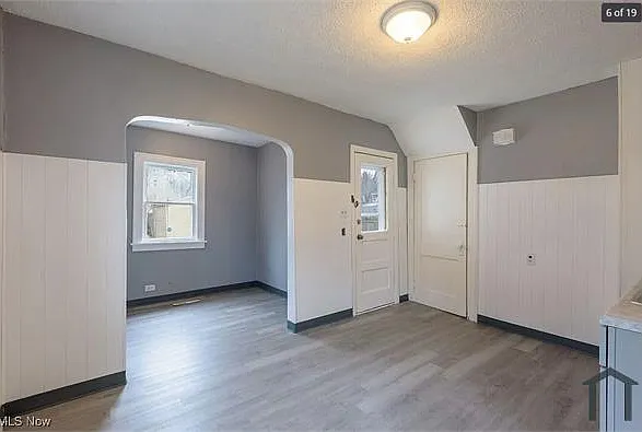 5547 Grasmere Ave — Photo 3