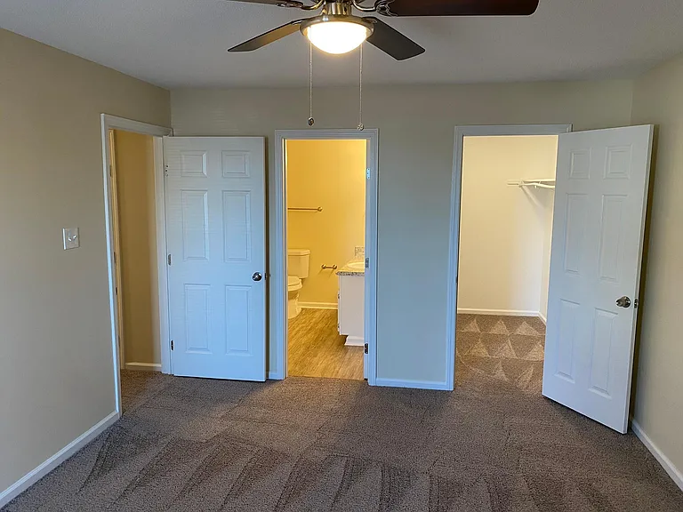 2750 W Pershing Blvd #203 — Photo 15