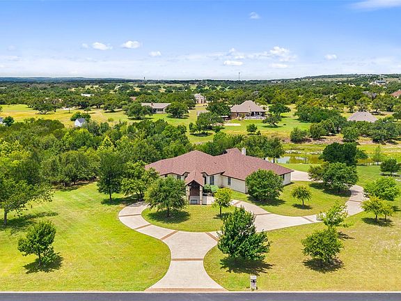 2nd image of 208 Hacienda Pl