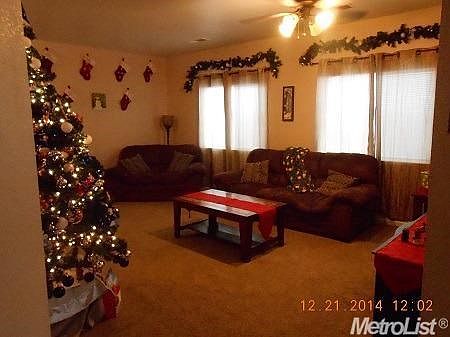 3rd image of 365 Eagle Dr