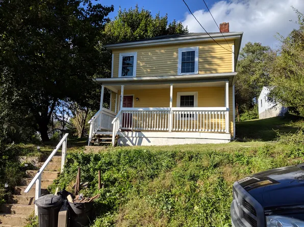 635 Stuart St, Staunton, VA 24401