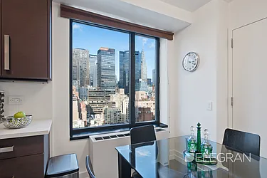 Rented by (Legacy) Elegran