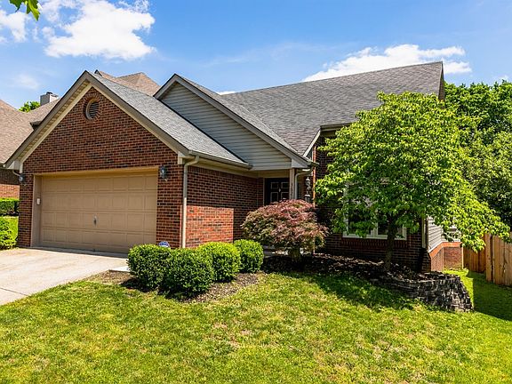 3rd image of 3621 White Pine Dr