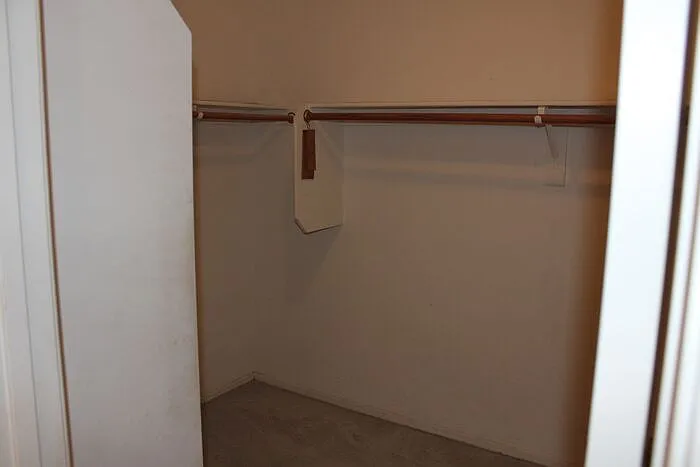740 W Baylor Ln — Photo 28