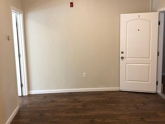 3rd image of 1836 9th Ave APT 2