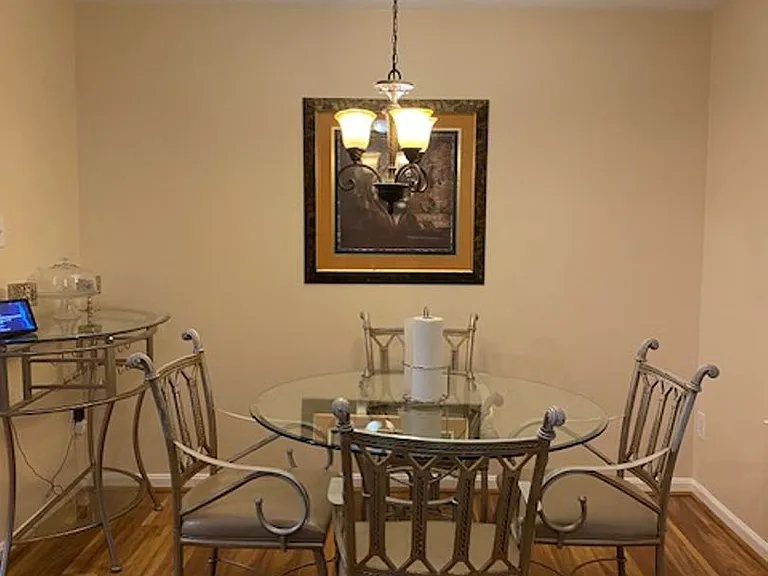 695 Mount Lubentia Ct W — Photo 7
