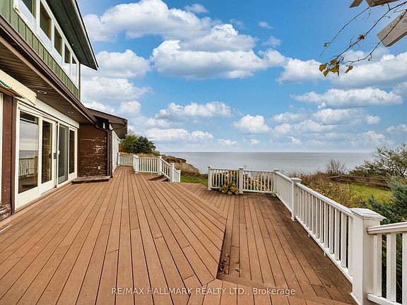 3rd image of 3741 Lakeshore Rd E