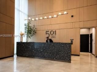 121 NE 5th St Unit 3203, Miami, FL 33132