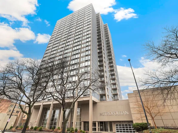 5320 N Sheridan Rd APT 403, Chicago, IL 60640