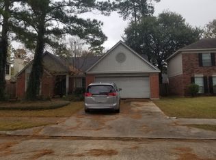 8810 Village Hills Dr, Spring, TX 77379